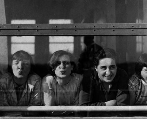 THE WOMEN OF THE BAUHAUS